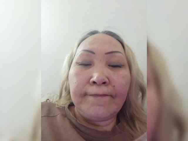 Financially_Poor webcam