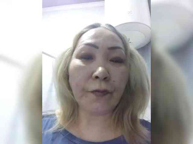 Financially_Poor webcam