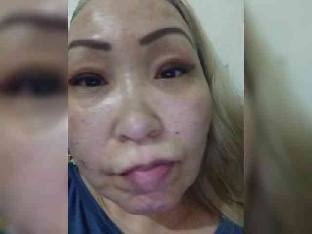 Financially_Poor webcam