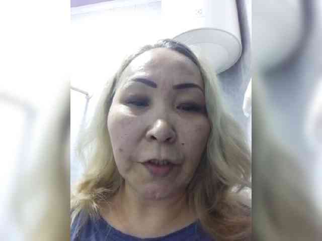 Financially_Poor webcam