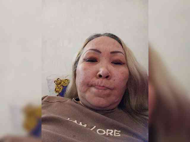 Financially_Poor webcam