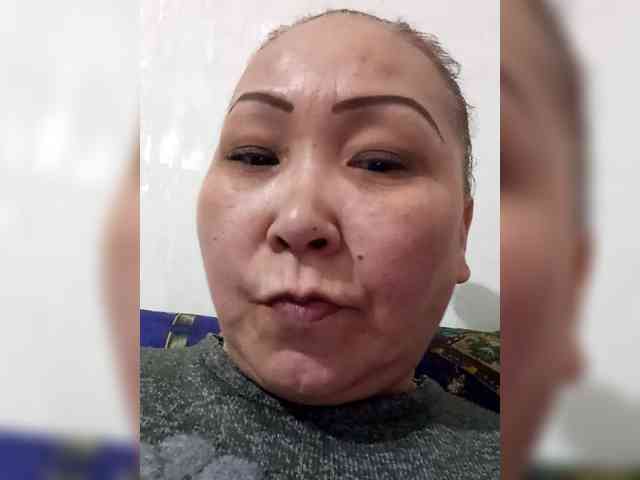 Financially_Poor webcam