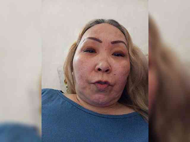 Financially_Poor webcam