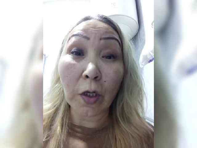 Financially_Poor webcam