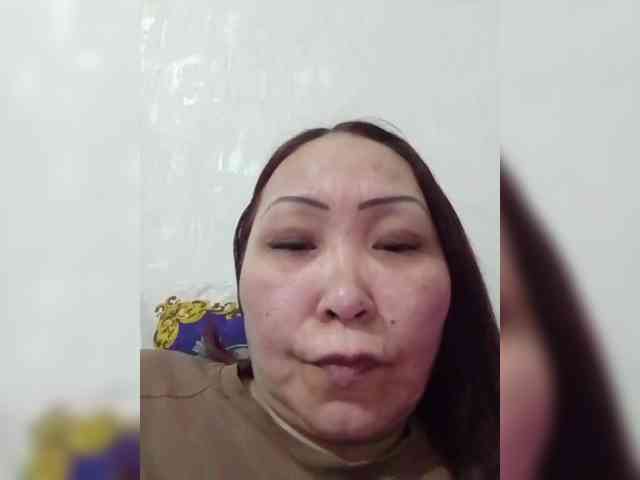 Financially_Poor webcam