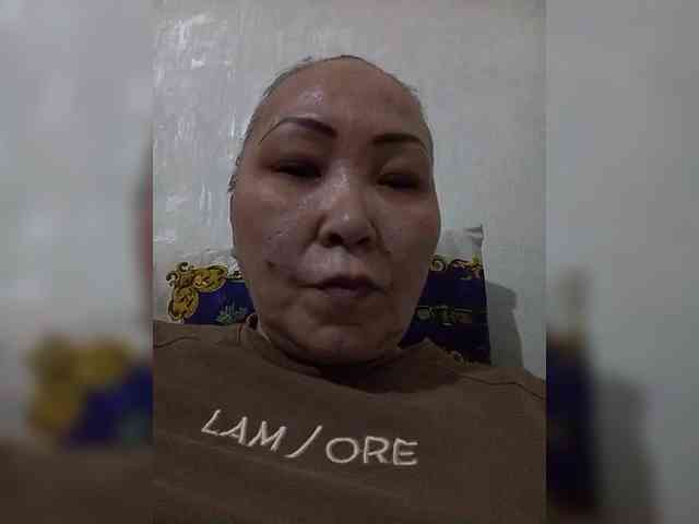 Financially_Poor webcam