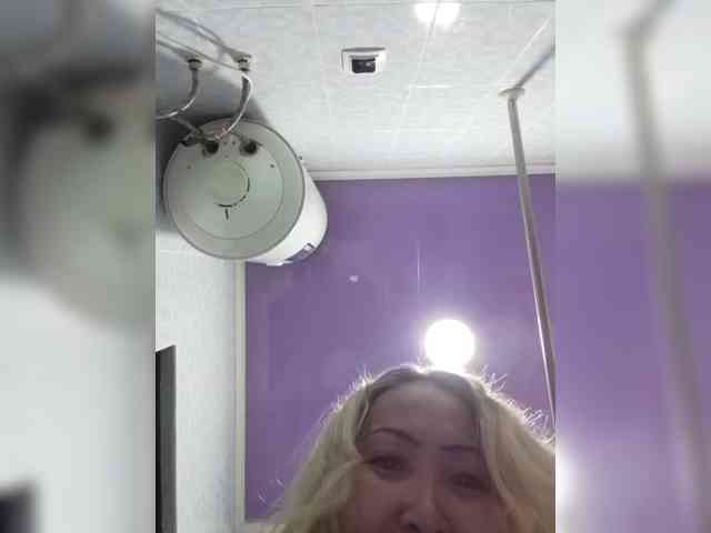 Financially_Poor webcam