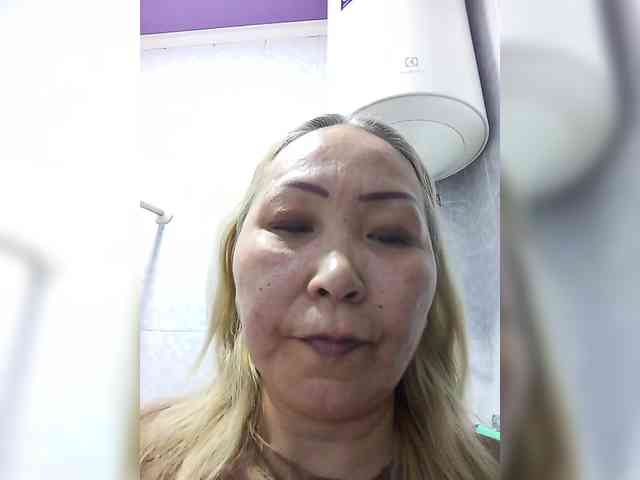 Financially_Poor webcam
