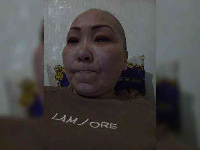 Financially_Poor webcam
