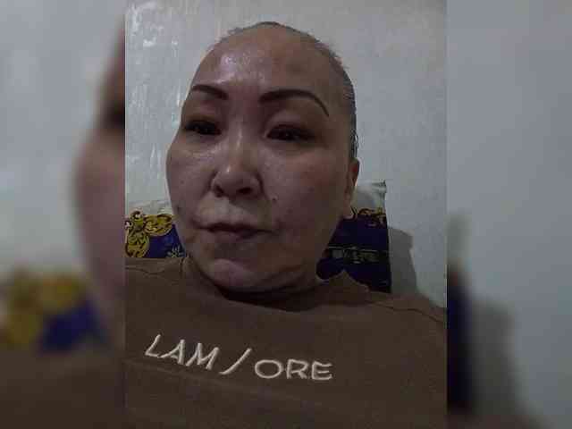 Financially_Poor webcam