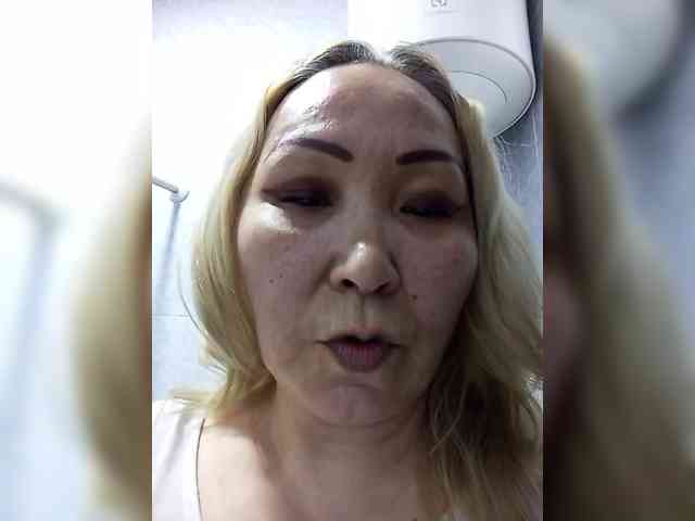 naked webcam Qweentis