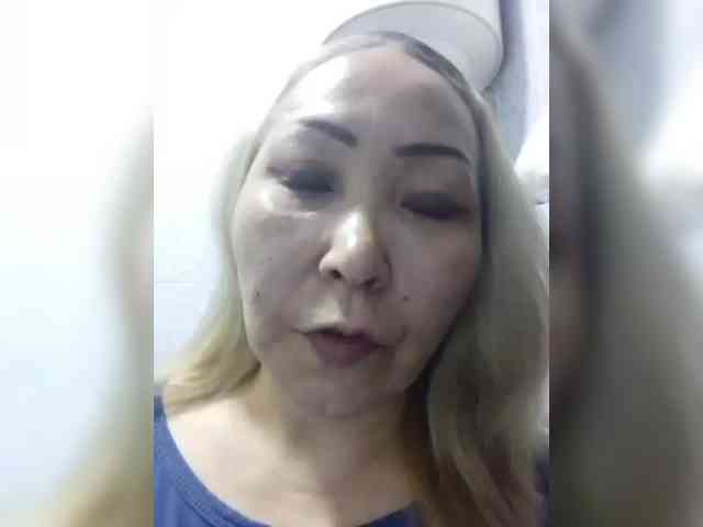 Financially_Poor webcam