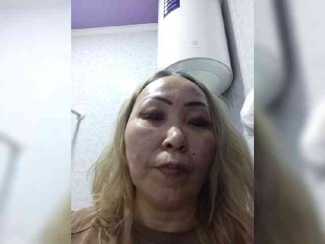 Financially_Poor webcam