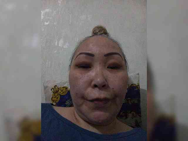 Financially_Poor webcam