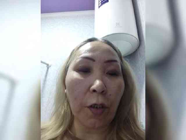 Financially_Poor webcam