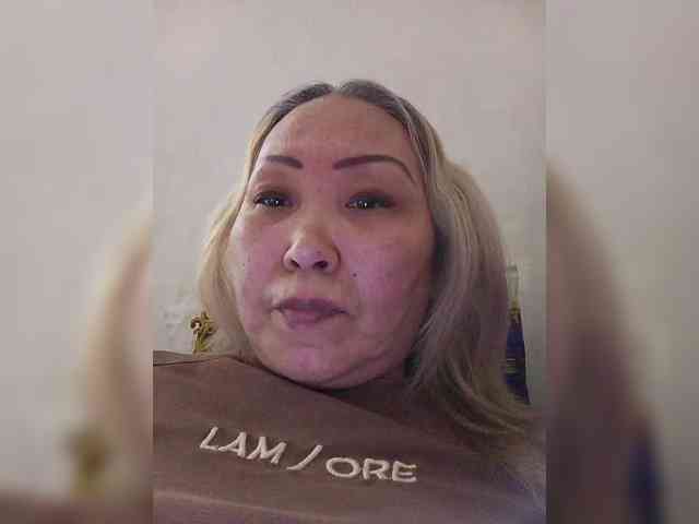 Financially_Poor webcam