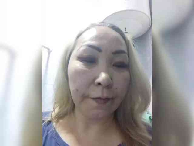 Financially_Poor webcam