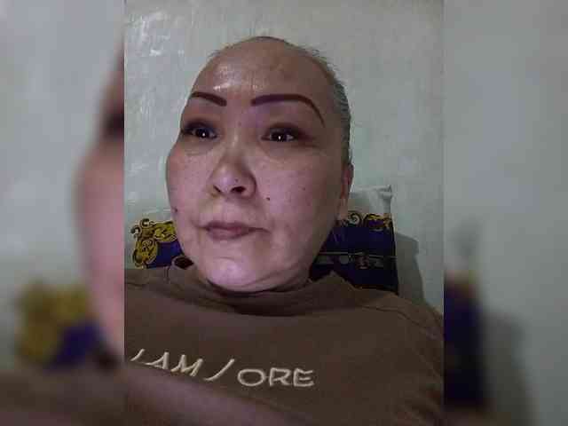 Financially_Poor webcam