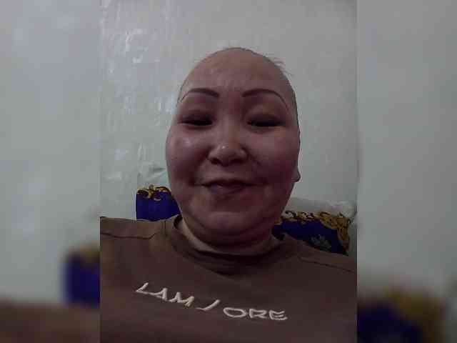 QWEENTIS