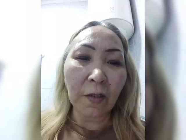 Financially_Poor webcam