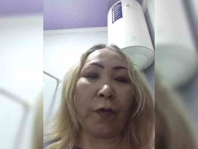 Financially_Poor webcam