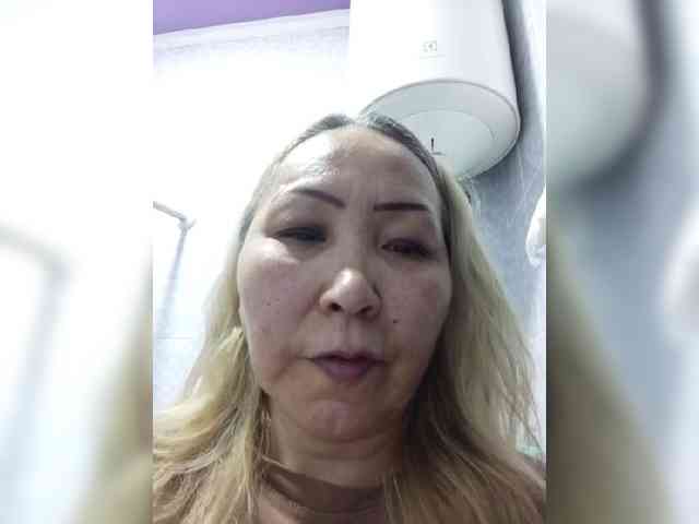 Financially_Poor webcam