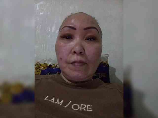 Financially_Poor webcam