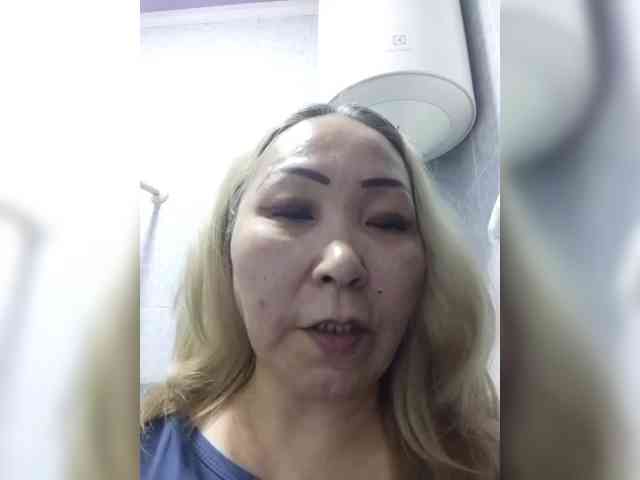 Financially_Poor webcam