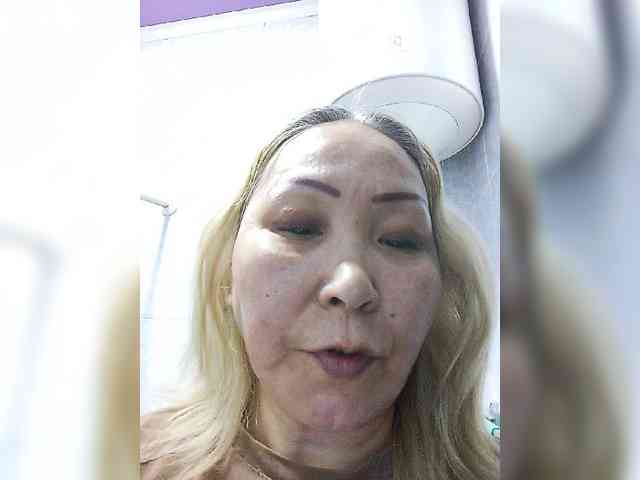 Financially_Poor webcam