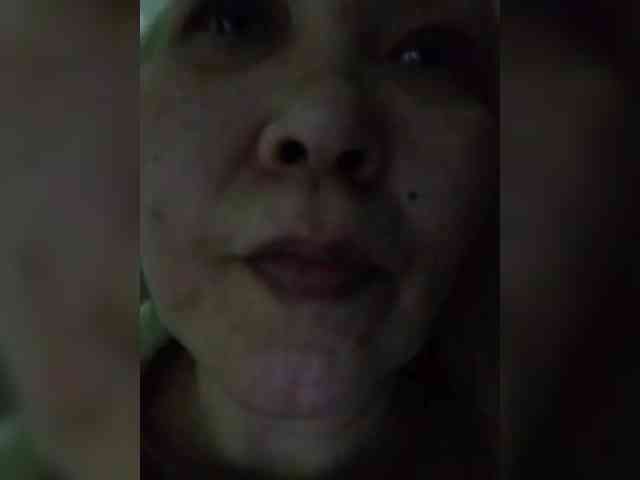 Financially_Poor webcam