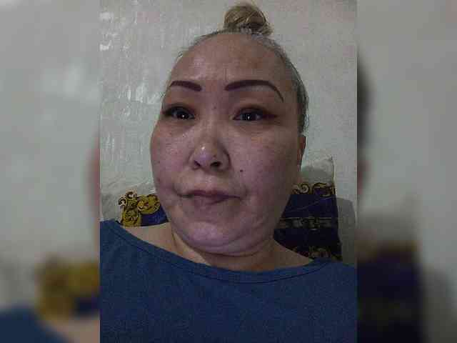Financially_Poor webcam