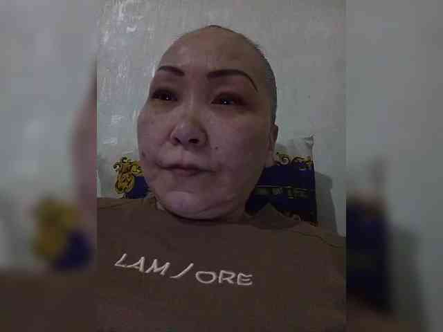 Financially_Poor webcam