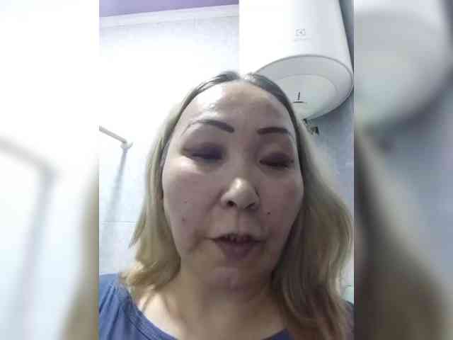 Financially_Poor webcam