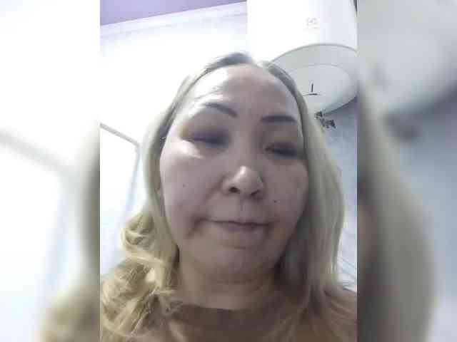 Financially_Poor webcam