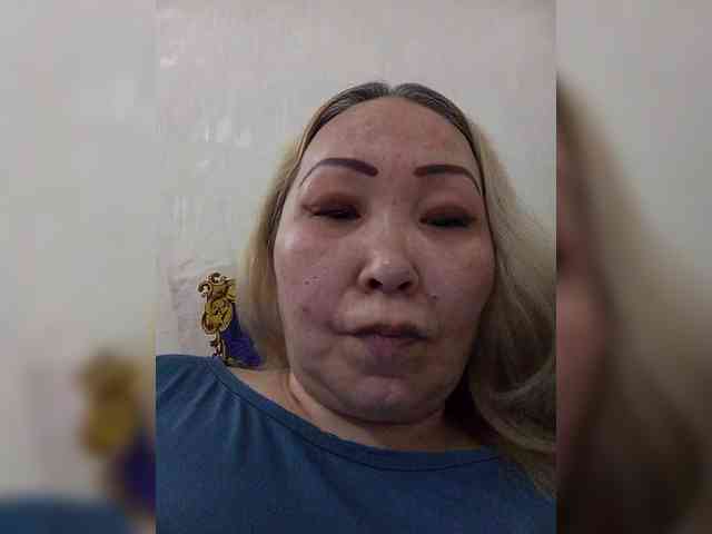 Financially_Poor webcam