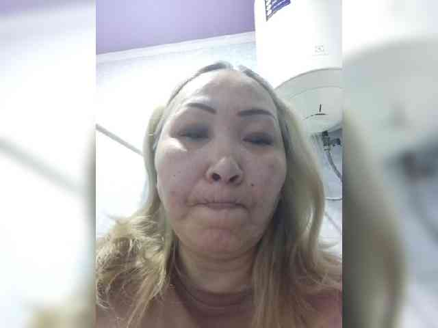 Financially_Poor webcam