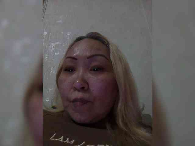 Qweentis Live Webcam on BongaCams