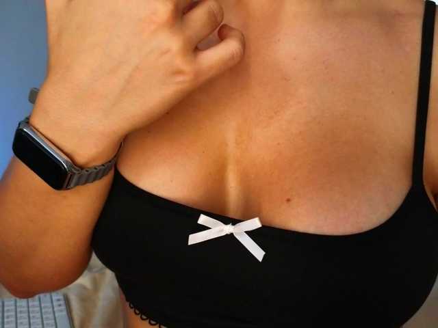 Lina-hill live webcam show