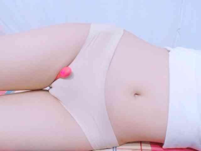 Nancy-squirts webcam