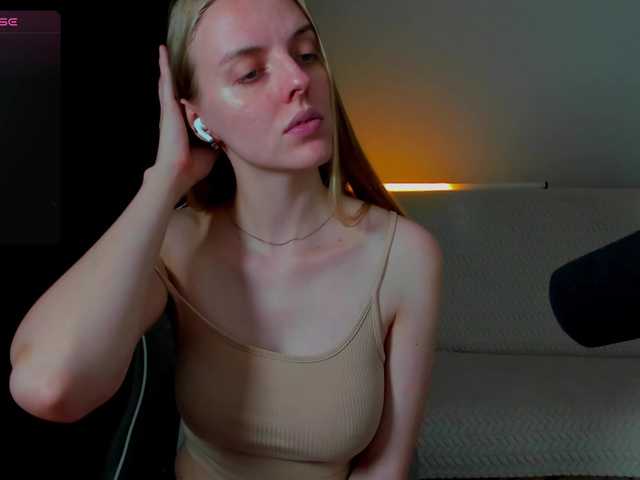 Jam-cream live cam on BongaCams
