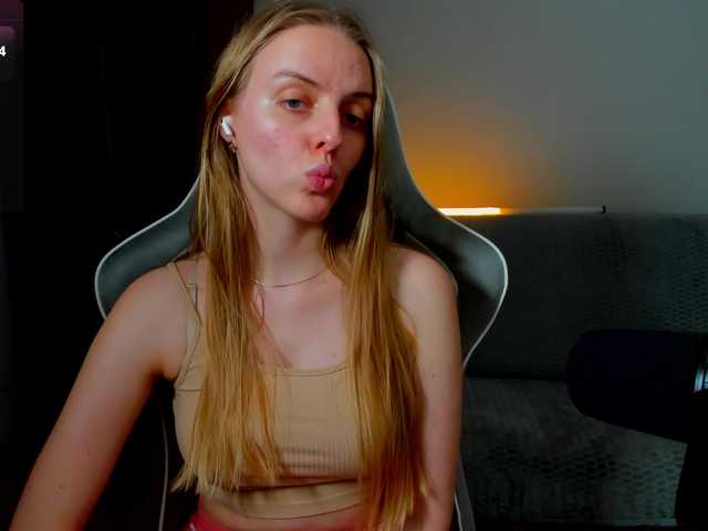 Jam-cream's BongaCams show and profile