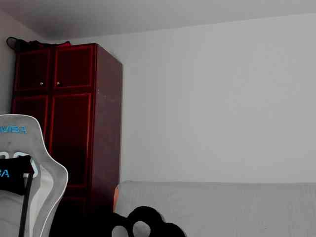 Jam-cream webcam
