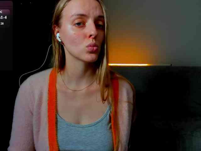 Jam-cream webcam