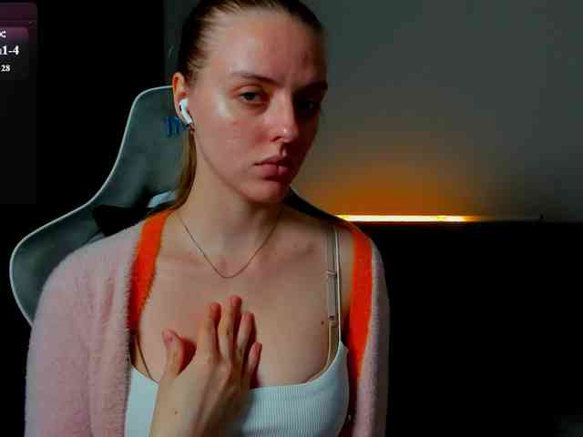Jam-cream webcam