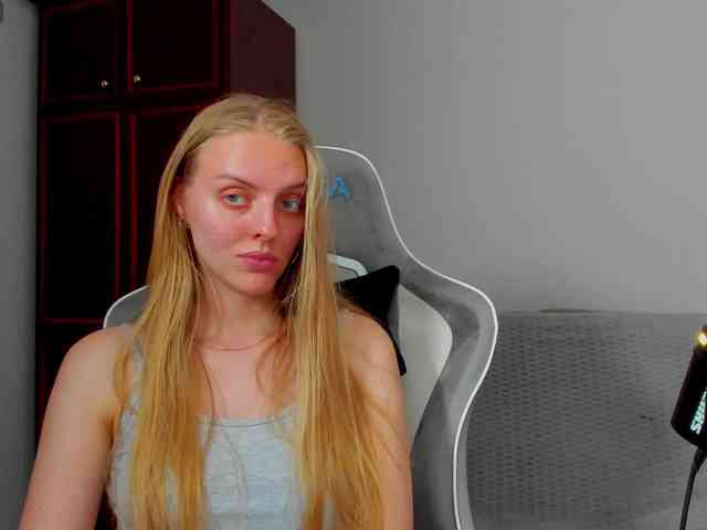 Jam-cream webcam