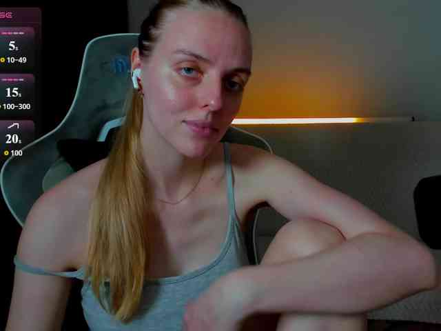 Jam-cream webcam