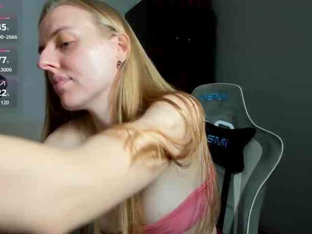 Jam-cream webcam
