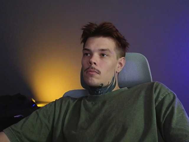 Denchtut live cam preview