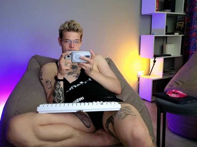 Denchtut live stream preview