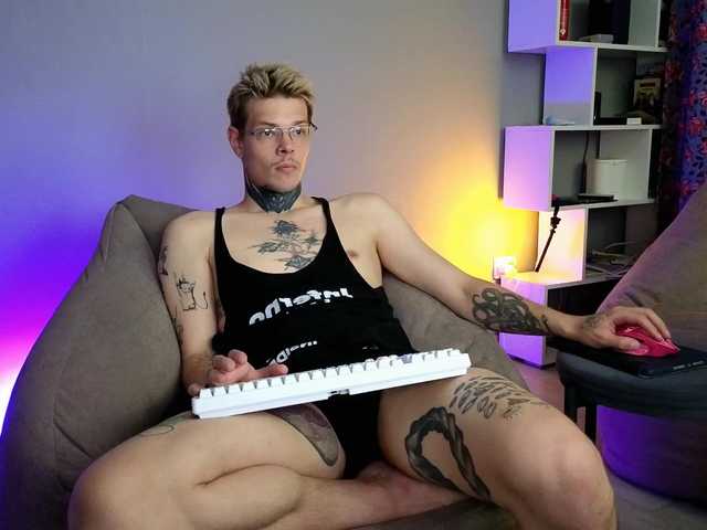 Denchtut live cam